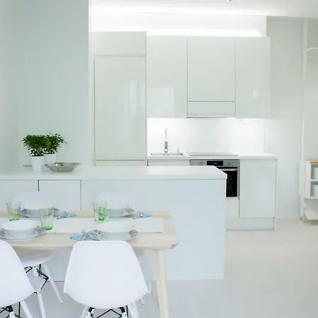 Modern And Compact In City *